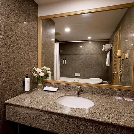 Prince Palace Hotel Bangkok Exterior photo