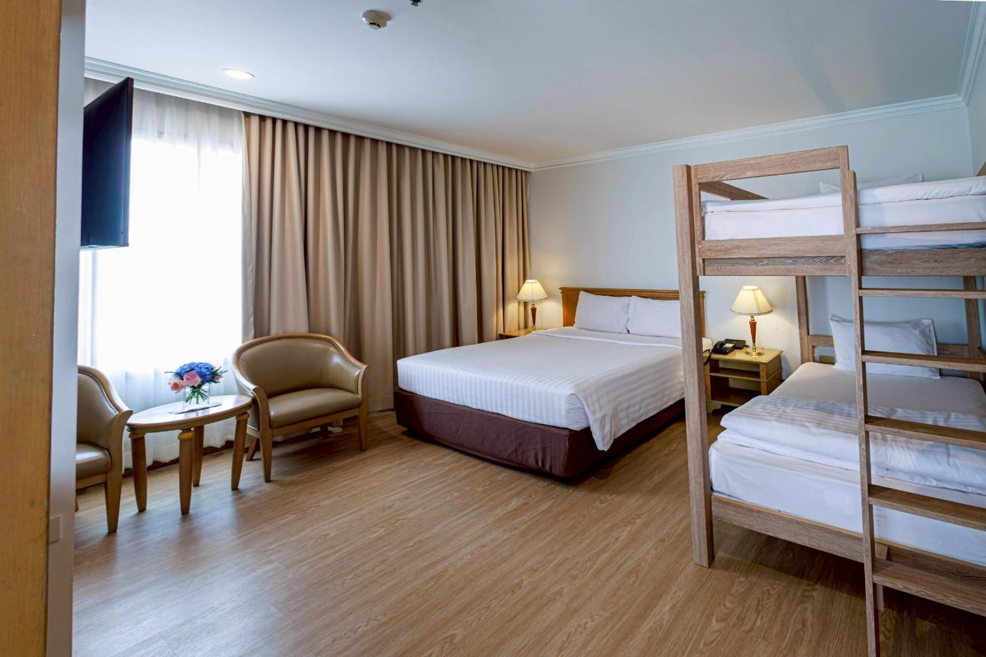 Palace Отель 4*